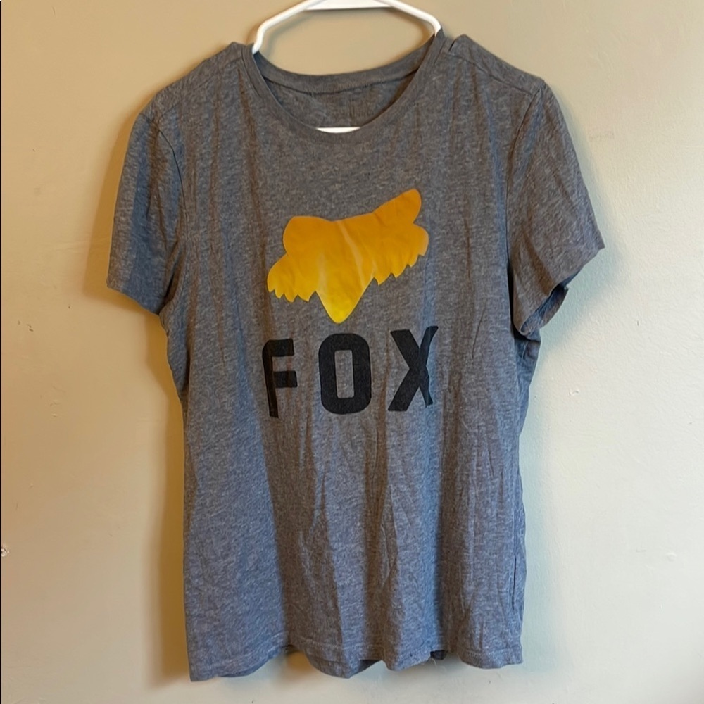 Fox Women’s Gray T-Shirt with Yellow Graphic (Bin C)​​